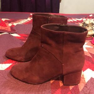Nine West suade boots/ dark maroon color